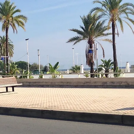 Flora Menton